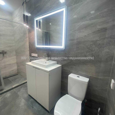 Сдам квартиру, Хмельницкого Богдана ул. , 1  ком., 33 м², авторский дизайн 