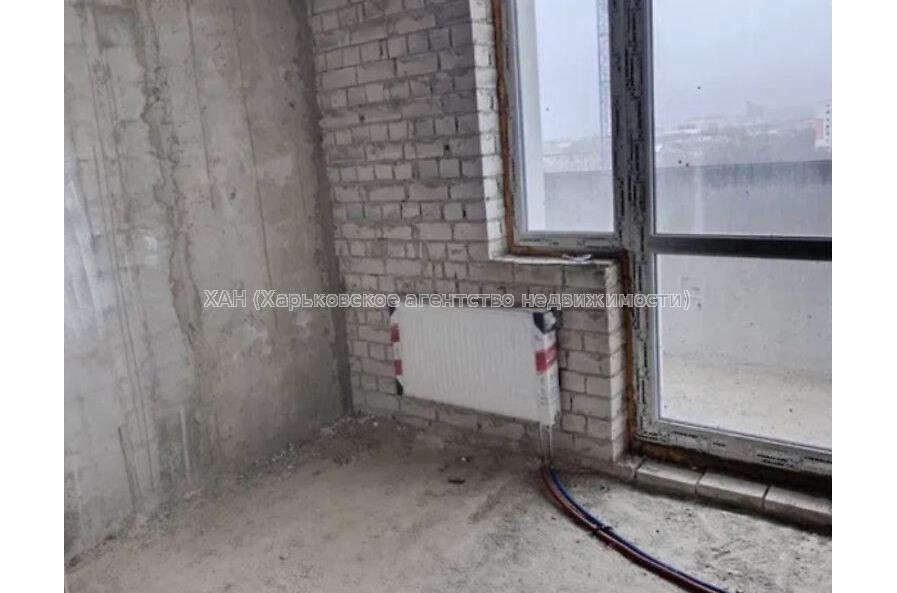 Продам квартиру, Мира ул. , 1 кім., 35 м², без внутренних работ 