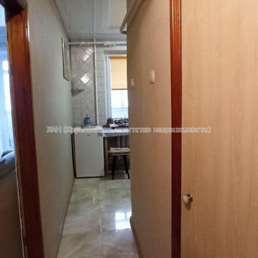 Продам квартиру, 23 Августа ул. , 1 кім., 28 м², косметический ремонт 