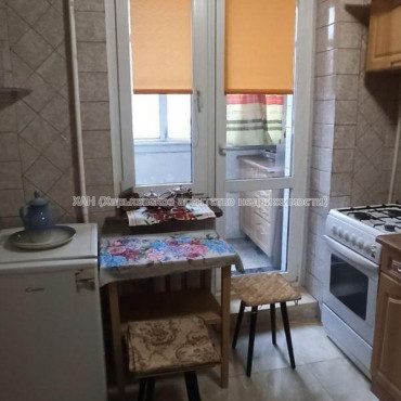 Продам квартиру, 23 Августа ул. , 1 кім., 28 м², косметический ремонт 
