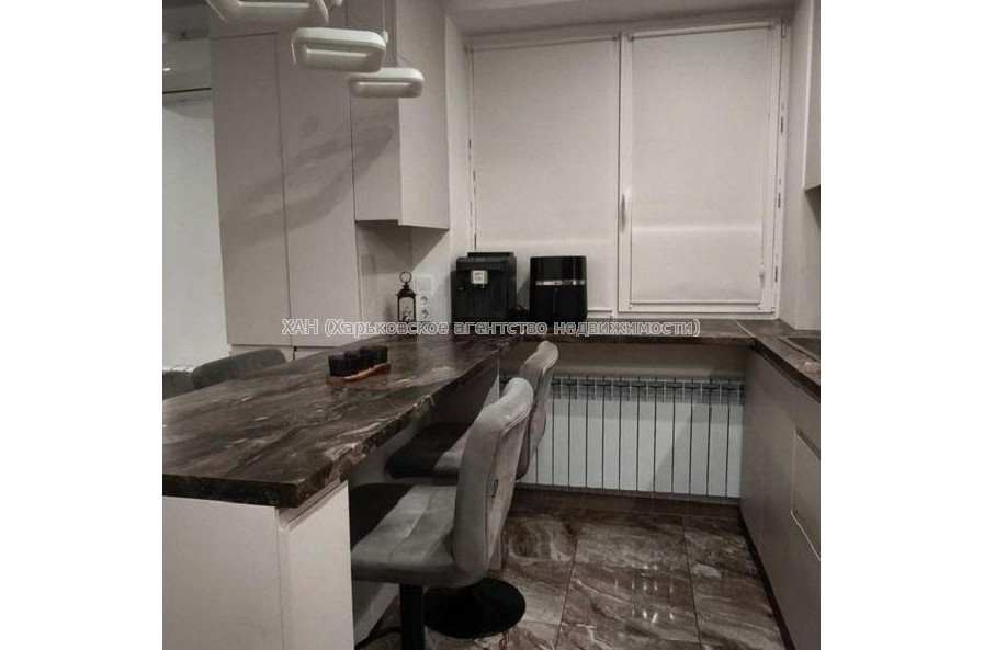 Продам квартиру, Пискуновский пер. , 3 кім., 82 м², авторский дизайн 