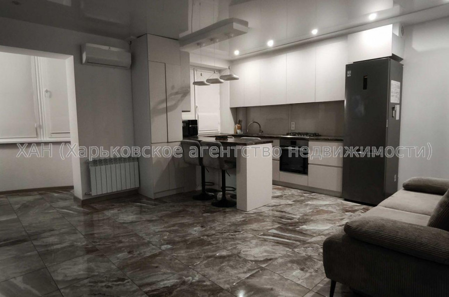 Продам квартиру, Пискуновский пер. , 3  ком., 82 м², авторский дизайн 