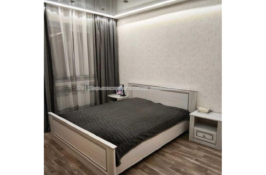 Продам квартиру, Пискуновский пер. , 3 кім., 82 м², авторский дизайн 