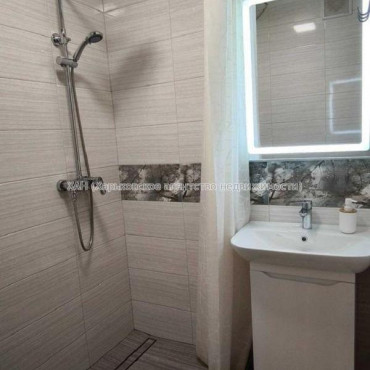 Продам квартиру, Пискуновский пер. , 3 кім., 82 м², авторский дизайн 