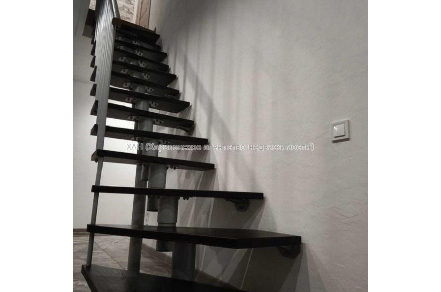 Продам квартиру, Пискуновский пер. , 3 кім., 82 м², авторский дизайн 