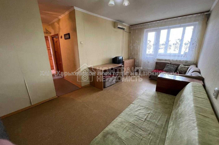 Продам квартиру, Бучмы ул. , 20 , 2 кім., 45 м², косметический ремонт 