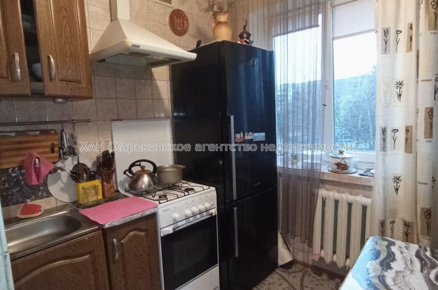 Продам квартиру, Петра Григоренко пр-т , 2  ком., 47 м², косметический ремонт 