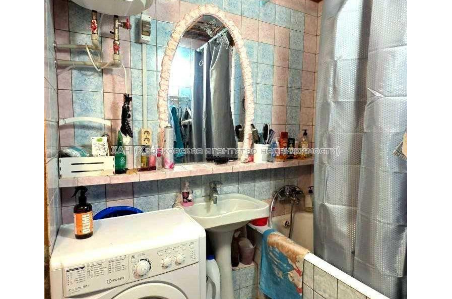 Продам квартиру, Натальи Ужвий ул. , 90 , 2  ком., 50 м², косметический ремонт 