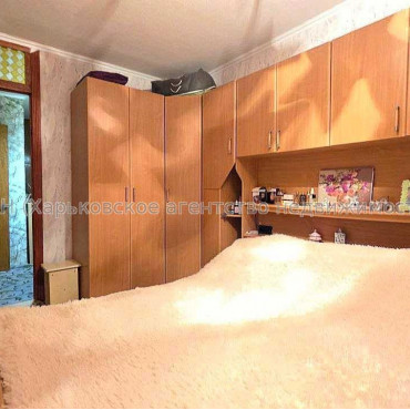 Продам квартиру, Натальи Ужвий ул. , 90 , 2  ком., 50 м², косметический ремонт 