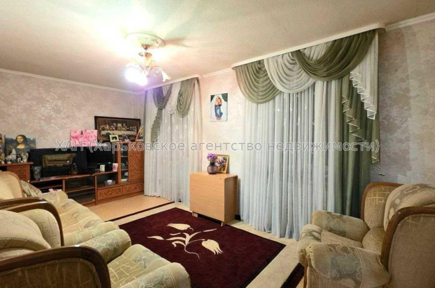 Продам квартиру, Натальи Ужвий ул. , 90 , 2  ком., 50 м², косметический ремонт 