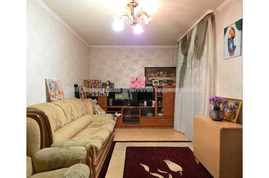 Продам квартиру, Натальи Ужвий ул. , 90 , 2  ком., 50 м², косметический ремонт 