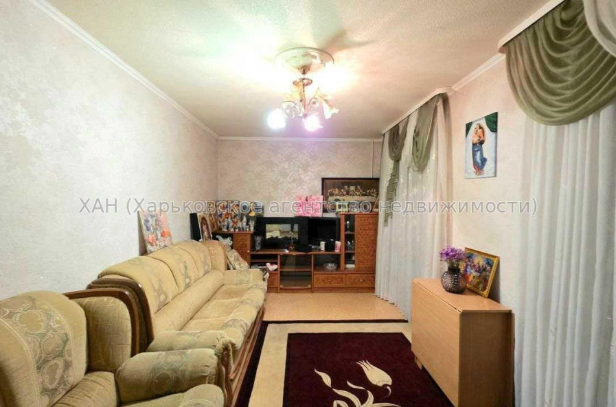 Продам квартиру, Натальи Ужвий ул. , 90 , 2  ком., 50 м², косметический ремонт 