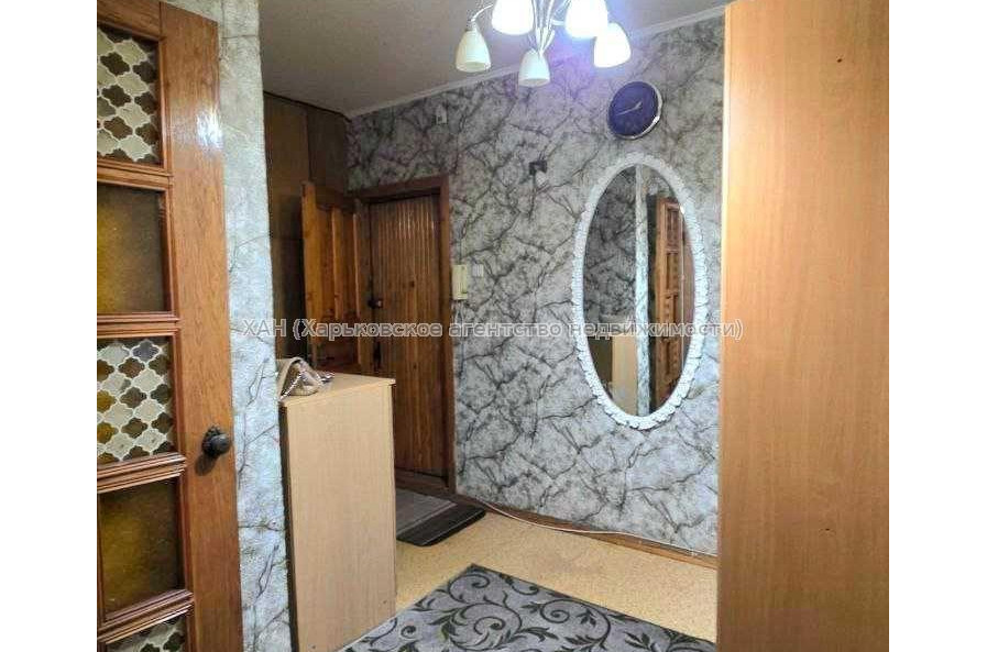 Продам квартиру, Натальи Ужвий ул. , 90 , 2  ком., 50 м², косметический ремонт 