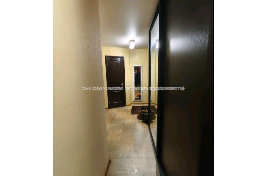 Продам квартиру, Шариковая ул. , 2 кім., 50 м², капитальный ремонт 