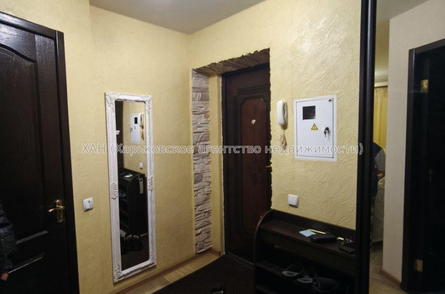 Продам квартиру, Шариковая ул. , 2 кім., 50 м², капитальный ремонт 