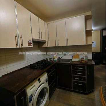 Продам квартиру, Шариковая ул. , 2 кім., 50 м², капитальный ремонт 