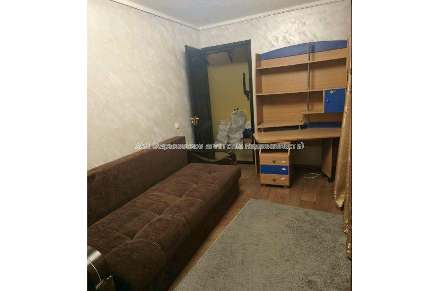 Продам квартиру, Шариковая ул. , 2 кім., 50 м², капитальный ремонт 