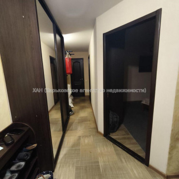 Продам квартиру, Шариковая ул. , 2 кім., 50 м², капитальный ремонт 