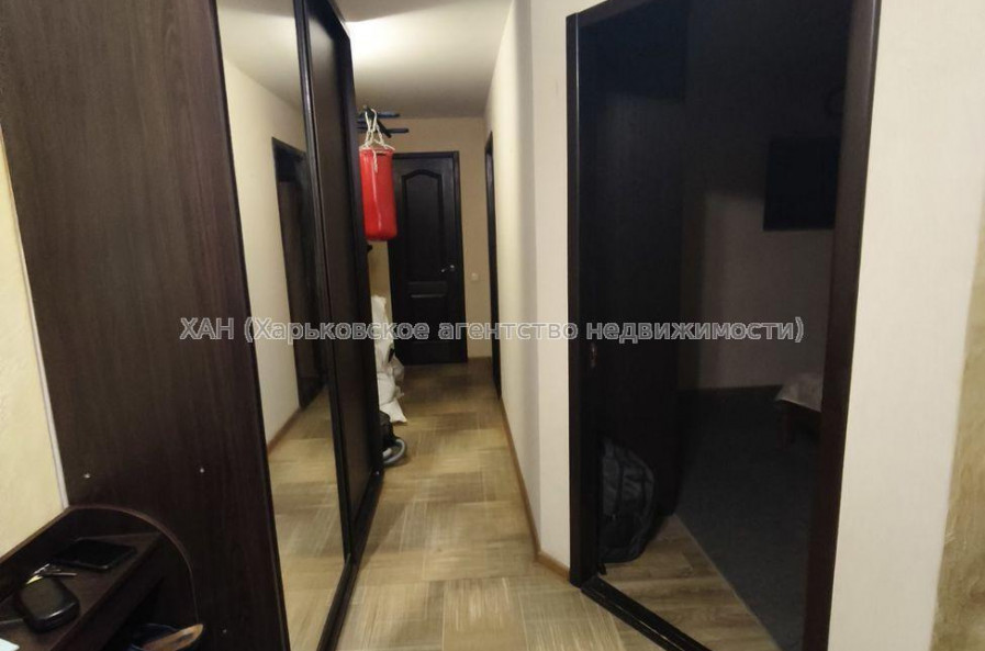 Продам квартиру, Шариковая ул. , 2 кім., 50 м², капитальный ремонт 