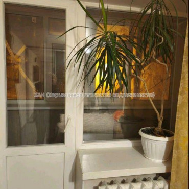 Продам квартиру, Шариковая ул. , 2 кім., 50 м², капитальный ремонт 