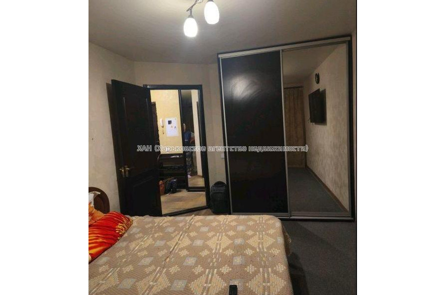 Продам квартиру, Шариковая ул. , 2 кім., 50 м², капитальный ремонт 