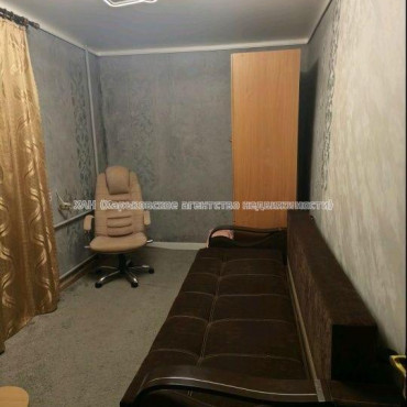 Продам квартиру, Шариковая ул. , 2 кім., 50 м², капитальный ремонт 