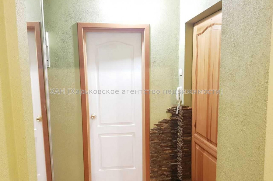 Продам квартиру, Александровский просп. , 2 кім., 65 м², капитальный ремонт 