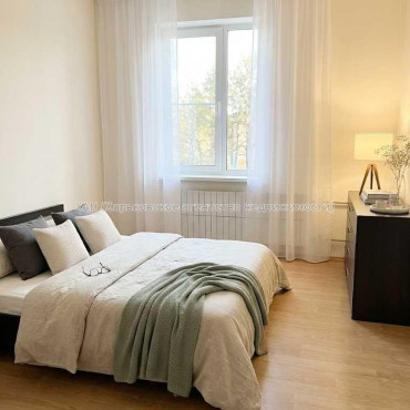 Продам квартиру, Александровский просп. , 2 кім., 65 м², капитальный ремонт 
