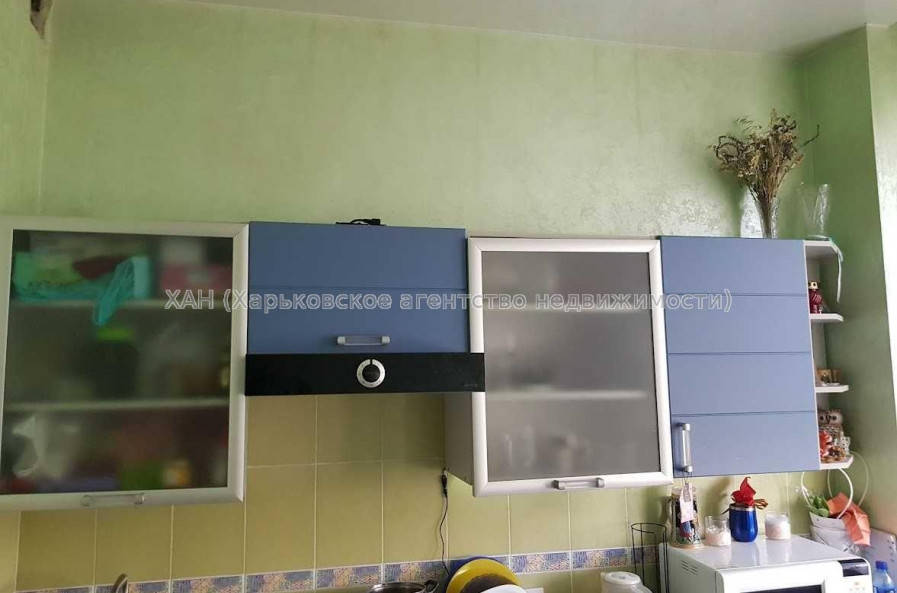 Продам квартиру, Александровский просп. , 2  ком., 65 м², капитальный ремонт 