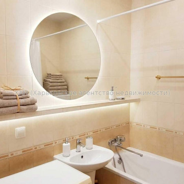 Продам квартиру, Александровский просп. , 2  ком., 65 м², капитальный ремонт 
