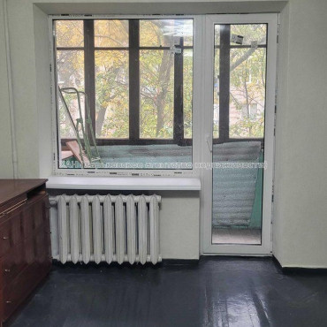 Продам квартиру, Старопрудная ул. , 1  ком., 32 м², косметический ремонт 