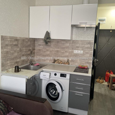 Продам квартиру, Михайлика ул. , 1 кім., 14 м², капитальный ремонт 