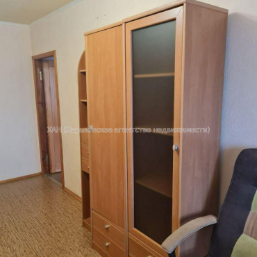 Сдам квартиру, 2  ком., 47 м², косметический ремонт 