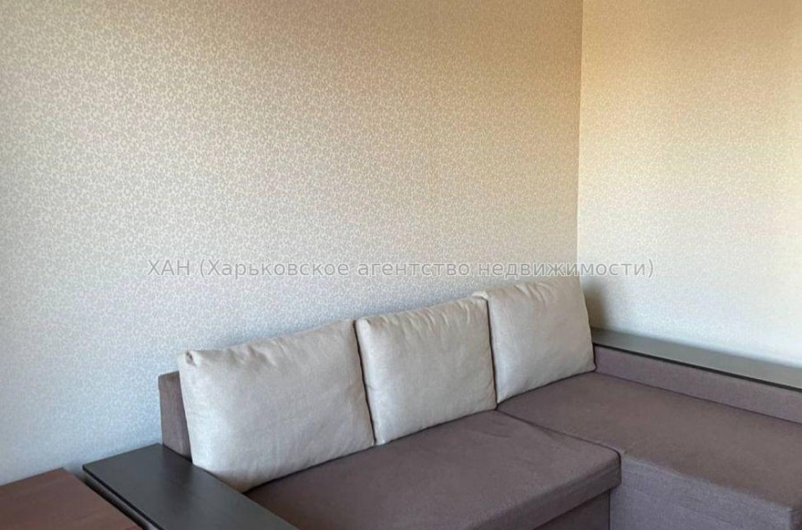 Сдам квартиру, Гвардейцев Широнинцев ул. , 1  ком., 30 м², советский ремонт 