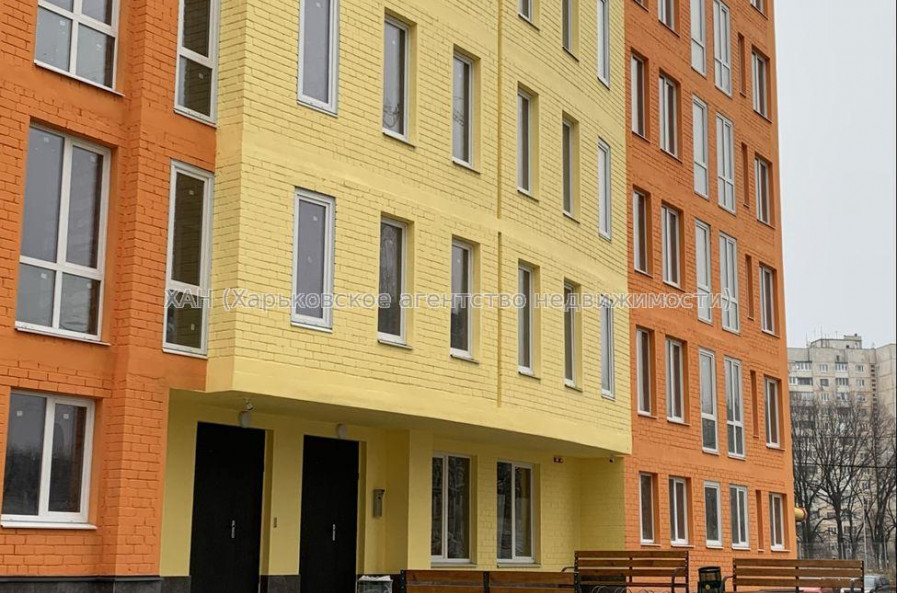 Продам квартиру, Гвардейцев Широнинцев ул. , 1 кім., 43 м², без внутренних работ 