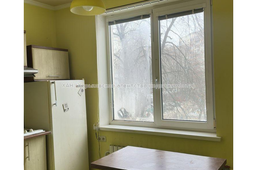 Продам квартиру, Победы просп. , 1  ком., 25.70 м², капитальный ремонт 