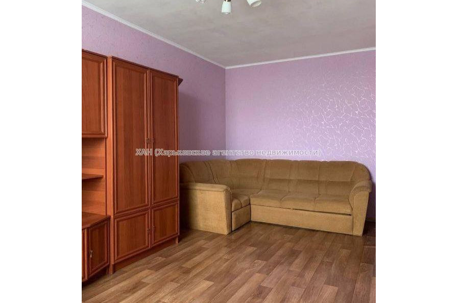 Продам квартиру, Зубарева Александра ул. , 1 кім., 42 м², капитальный ремонт 