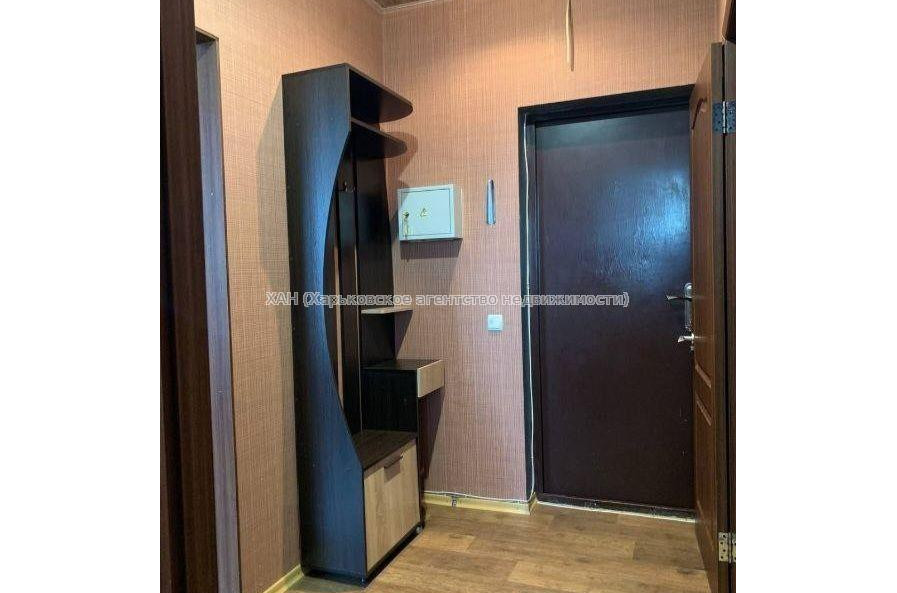 Продам квартиру, Зубарева Александра ул. , 1 кім., 42 м², капитальный ремонт 