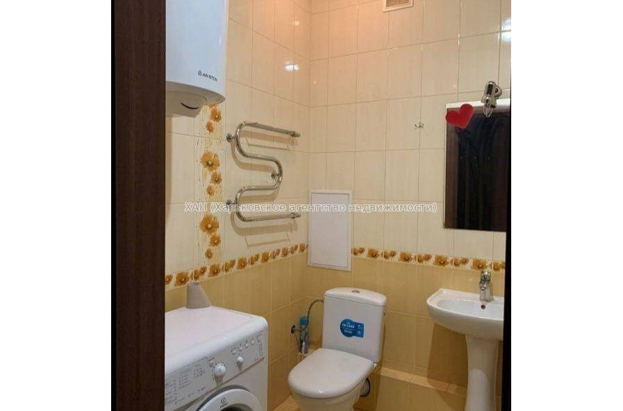 Продам квартиру, Зубарева Александра ул. , 1 кім., 42 м², капитальный ремонт 