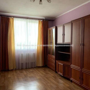 Продам квартиру, Зубарева Александра ул. , 1 кім., 42 м², капитальный ремонт 