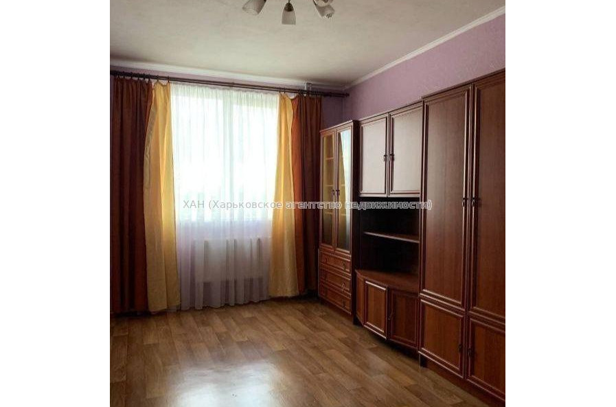 Продам квартиру, Зубарева Александра ул. , 1 кім., 42 м², капитальный ремонт 