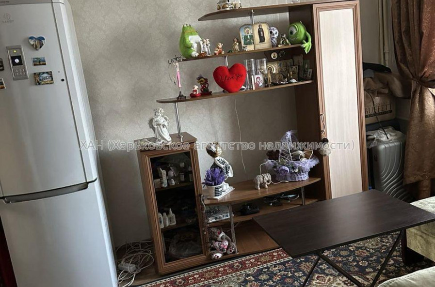 Продам квартиру, Академиков Ахиезеров ул. , 3 кім., 49.50 м², капитальный ремонт 