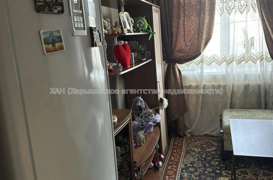 Продам квартиру, Академиков Ахиезеров ул. , 3 кім., 49.50 м², капитальный ремонт 