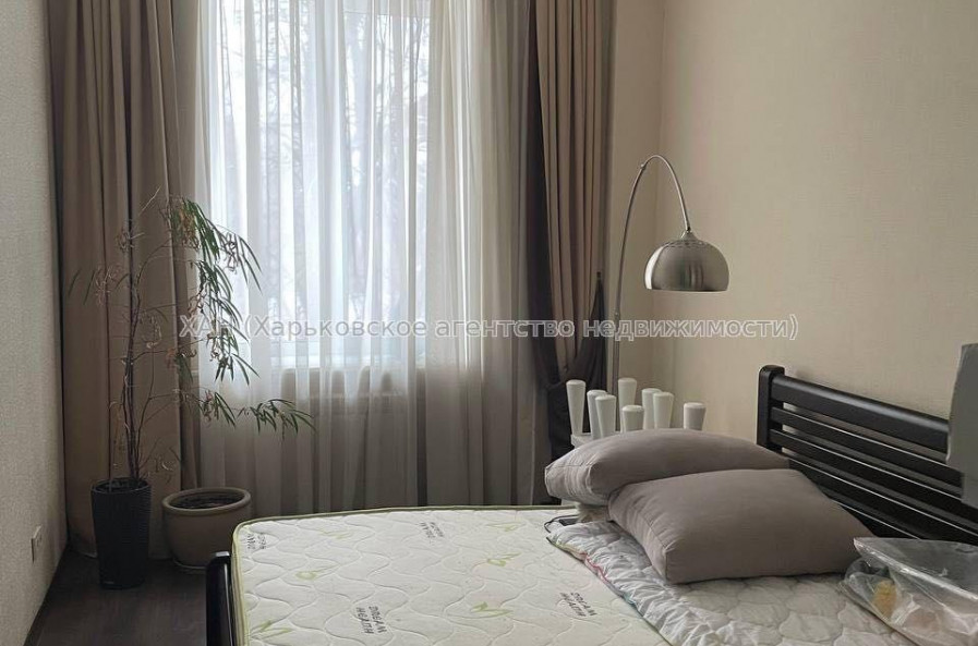 Продам квартиру, Георгия Тарасенко ул. , 2  ком., 54 м², частичный ремонт 