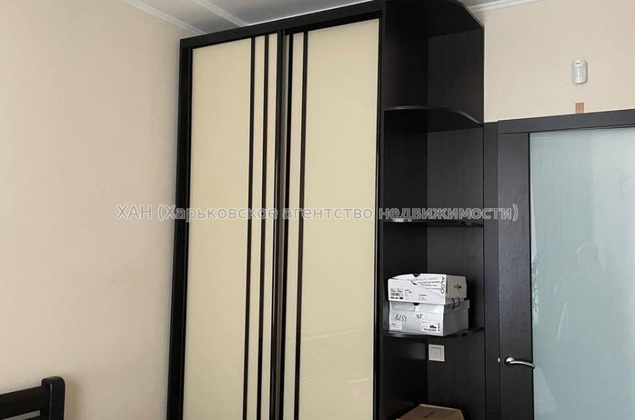 Продам квартиру, Георгия Тарасенко ул. , 2  ком., 54 м², частичный ремонт 