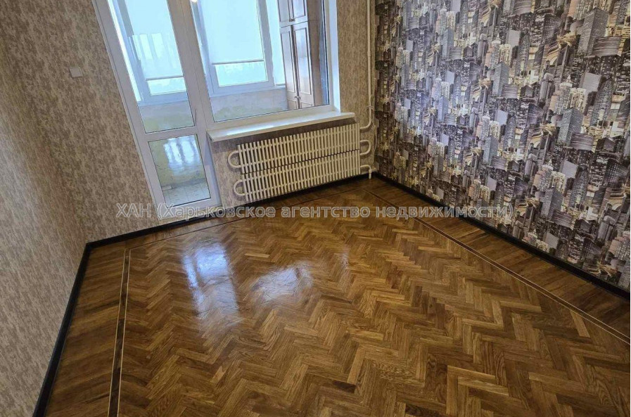 Продам квартиру, Натальи Ужвий ул. , 4 кім., 87.40 м², капитальный ремонт 
