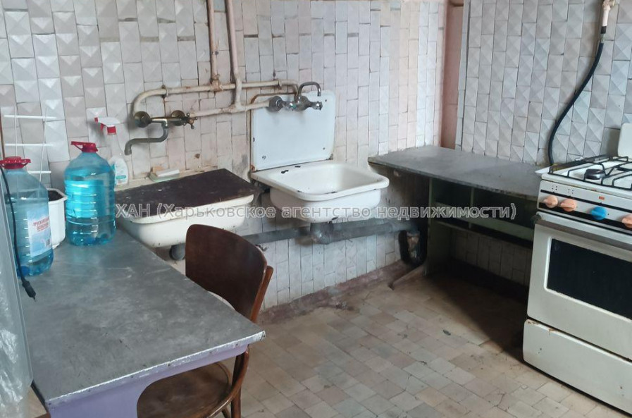 Продам квартиру, 12 Апреля ул. , 2  ком., 25.60 м², косметический ремонт 