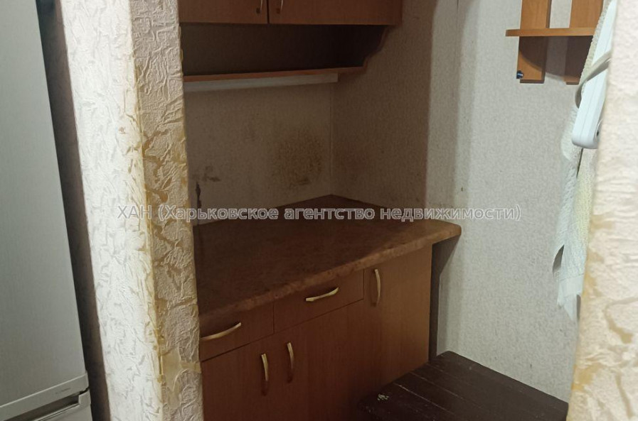 Продам квартиру, 12 Апреля ул. , 2  ком., 25.60 м², косметический ремонт 