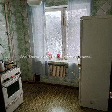 Продам квартиру, Каркача Ивана бульв. , 3  ком., 54 м², советский ремонт 