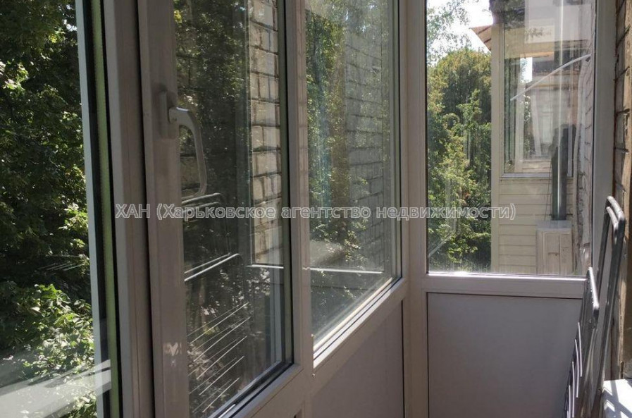 Продам квартиру, 23 Августа ул. , 1  ком., 32 м², капитальный ремонт 